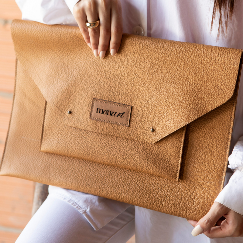 Pochette « Atlas » – Cuir grainé naturel